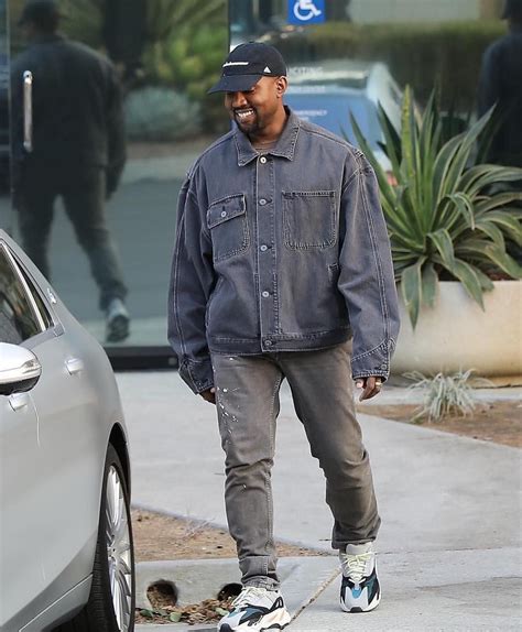 yeezy 700 waverunner outfits.